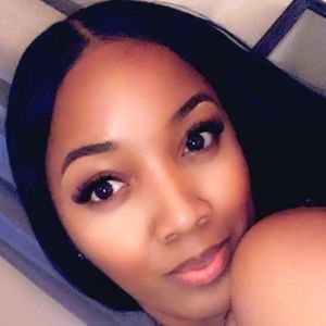 Meet your Posher, Tiara